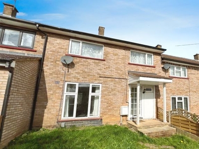 Detached house to rent in Pankhurst Crescent, Stevenage, Hertfordshire SG2