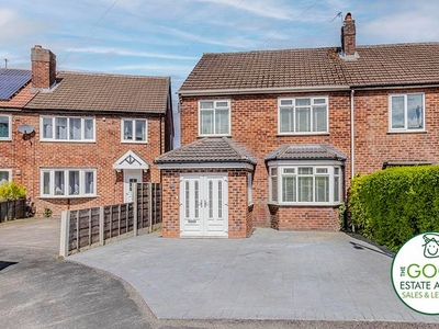 End terrace house for sale in Branfield Avenue, Cheadle SK8