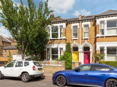 End terrace house for sale in Galveston Road, London SW15