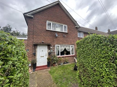 End terrace house to rent in Frobisher Gardens, Stanwell, Staines TW19