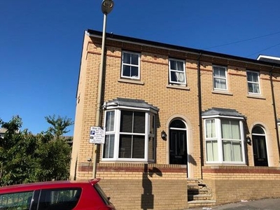End terrace house to rent in Norwood Street, Scarborough YO12