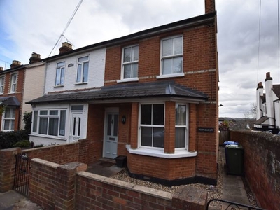 End terrace house to rent in Terrace Road North, Binfield RG42