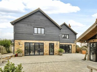 Equestrian facility for sale in Common Road, Chatham, Kent, ME5