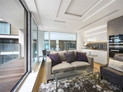 Flat for sale in Radnor Terrace, London W14