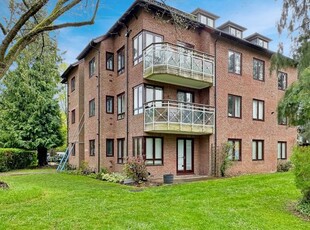 Flat for sale in Southacre Drive, Cambridge CB2