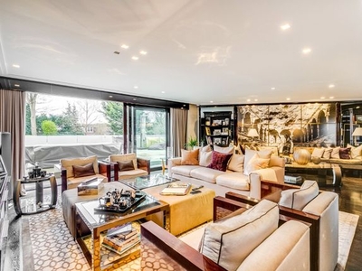 Flat for sale in West Heath Road, London NW3