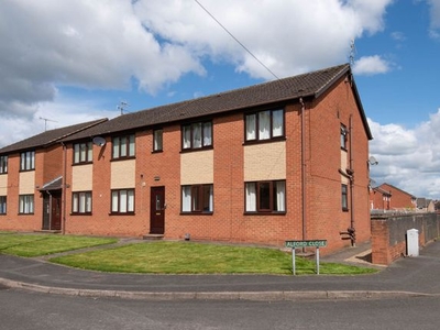 Flat to rent in Alford Close, Chesterfield S40