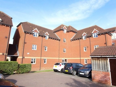 Flat to rent in Arthurs Close, Emersons Green, Bristol BS16