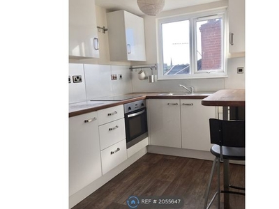 Flat to rent in Bishospton, Bristol BS7