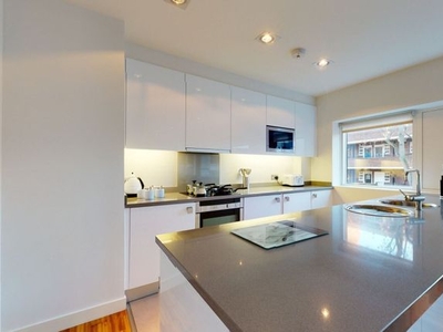 Flat to rent in Fulham Road, South Kensington SW3