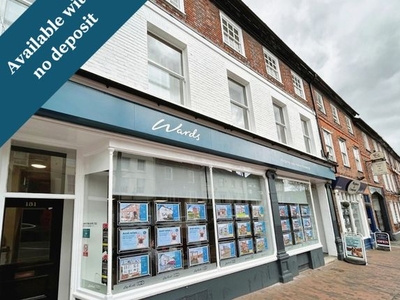 Flat to rent in High Street, Tonbridge TN9