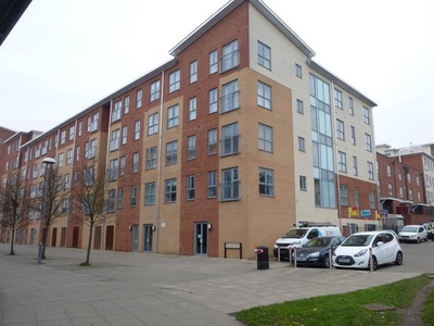 Flat to rent in Moulsford Mews, Reading RG30