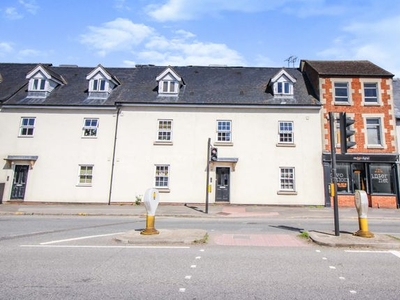 Flat to rent in Swindon Street, Highworth, Swindon SN6