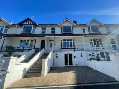 Flat to rent in Youngs Park Road, Paignton, Devon TQ4