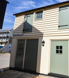 Mews house to rent in Maidenhead Yard, Hertford SG14