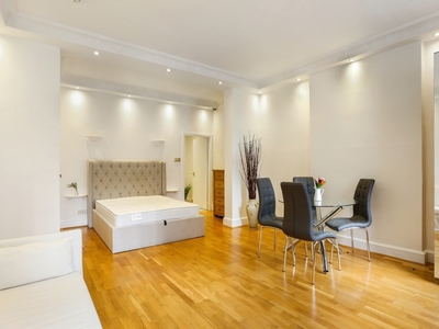 property to let in Chesham Place London SW1X