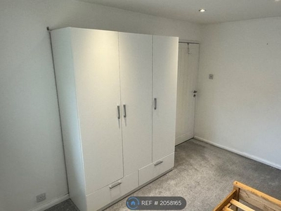 Room to rent in Luton, Luton LU2