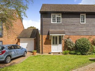 Semi-detached house for sale in Farnham Close, Bovingdon, Hemel Hempstead, Hertfordshire HP3