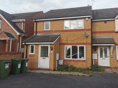 Semi-detached house to rent in Ferrars Court, Leicester LE3