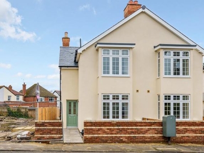 Semi-detached house to rent in High Street, Sunningdale, Berkshire SL5