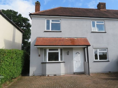 Semi-detached house to rent in Lincoln Road, Guildford GU2