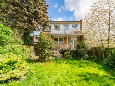 Terraced house for sale in Park View Road, Ealing W5