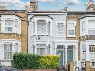 Terraced House for sale - Keston Road, London, SE15