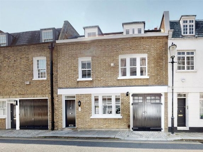 Terraced house to rent in Cadogan Lane, London SW1X