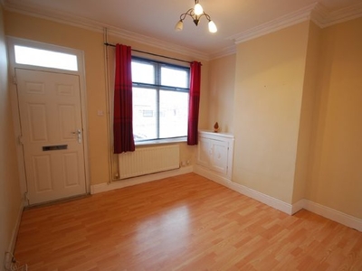 Terraced house to rent in Latimer Street, Leicester LE3