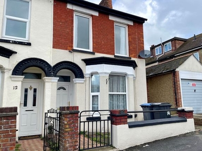 Terraced house to rent in Limes Road, Dover CT16