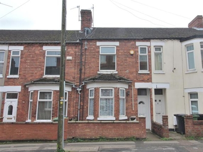 Terraced house to rent in Mill Road, Wellingborough NN8