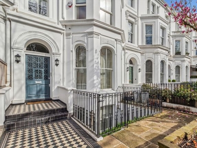 Terraced house to rent in Palace Gardens Terrace, London W8