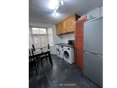 Terraced house to rent in Westwood Road, Ilford IG3