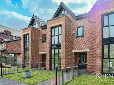 Town house for sale in Manchester Road, Swinton, Manchester M27