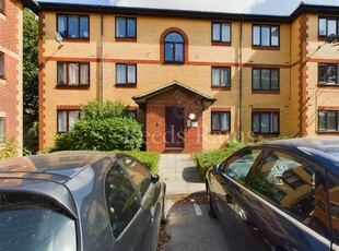 1 bedroom apartment for rent in Churchill Close, Dartford, DA1