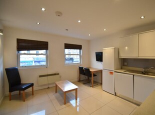 1 bedroom apartment for rent in Commercial Road, London, E1