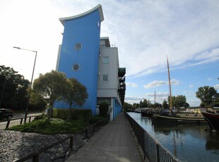 1 bedroom apartment for rent in Venture Court, Canal Road, Gravesend, DA12