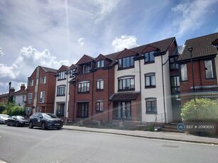 1 bedroom flat for rent in Freemantle, Southampton, SO15