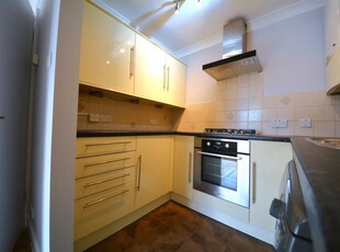 1 bedroom flat for rent in Mays Lane, Barnet, EN5