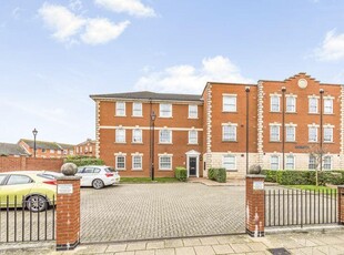 2 bedroom apartment for rent in King James Quay, Old Portsmouth, PO1