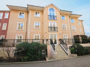 2 bedroom apartment for rent in Regents Drive, Woodford Green, Essex, IG8