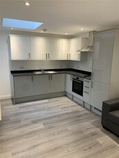 2 bedroom apartment for rent in Stapleton Hall Road, Stroud Green, London, N4