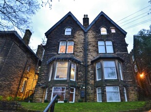2 bedroom flat for rent in 14 Hollin Lane, Far Headingley, Leeds, LS16