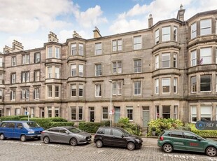 2 bedroom flat for rent in Perth Street, Edinburgh, EH3