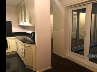 2 bedroom maisonette for rent in Beardsley Gardens, Nottingham, NG2