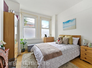 2 bedroom maisonette for rent in Leverson Street, SW16
