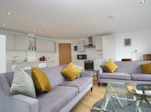 2 bedroom penthouse for rent in Leylands House, Leeds, LS9