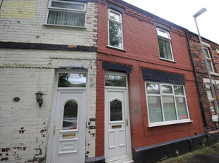 2 bedroom semi-detached house for rent in Sutton Street, Warrington, Cheshire, WA1