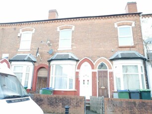 2 bedroom terraced house for rent in Salisbury Road, Smethwick, B66