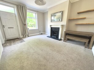 2 bedroom town house for rent in Low Bank Street, Farsley, Pudsey, LS28 5JJ, LS28